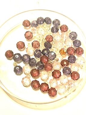 Mixed Lot of 54 Saucer beads